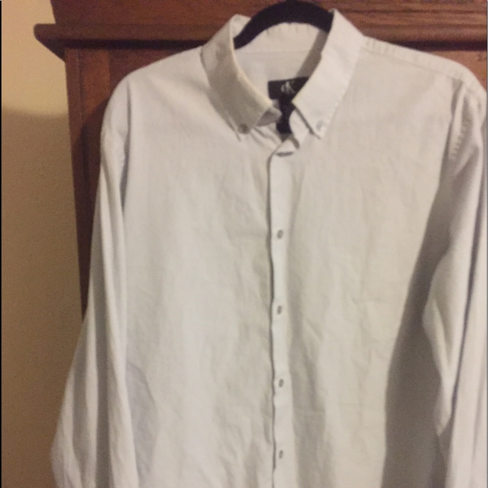 Calvin Klein men’s dress shirt